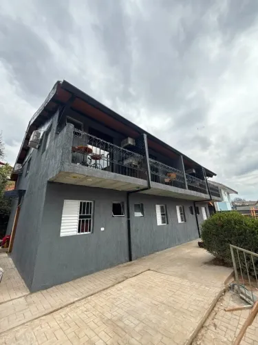 Alugo studio / kitnet no centro do Jaguaribe