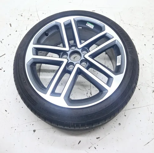 Roda C/ Pneu Aro 18  225/ 40 Audi A3 Sedan 2.0 2021 11.098km Preto