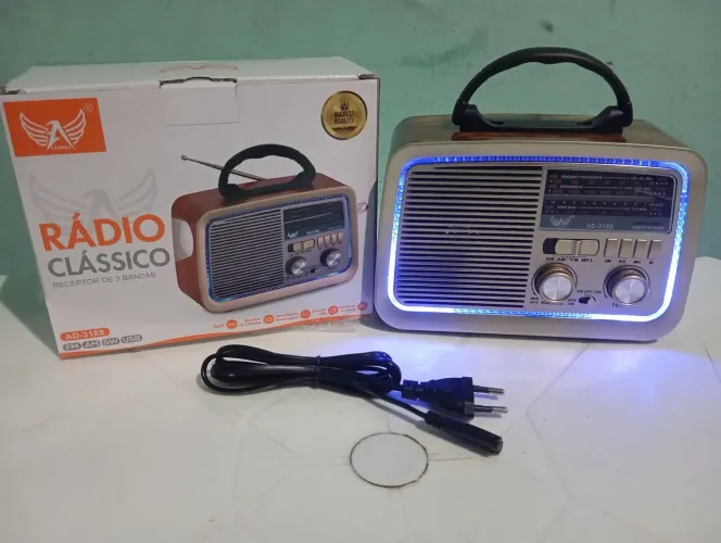 Rádio Clássico com lanterna