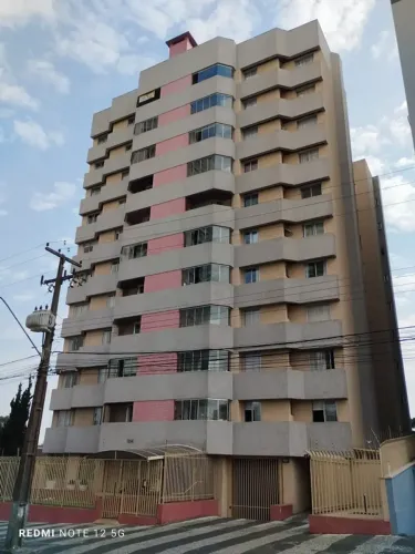 Imóvel para aluguel possui 104 metros quadrados com 3 quartos em Portão - Curitiba - PR