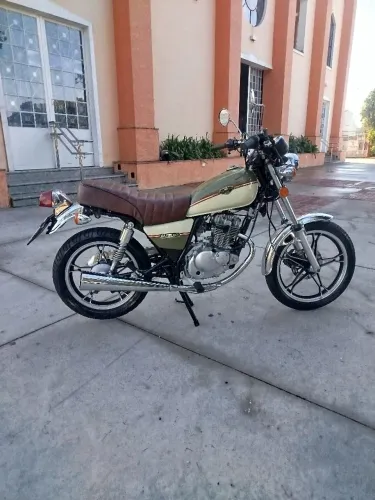 Intruder 125