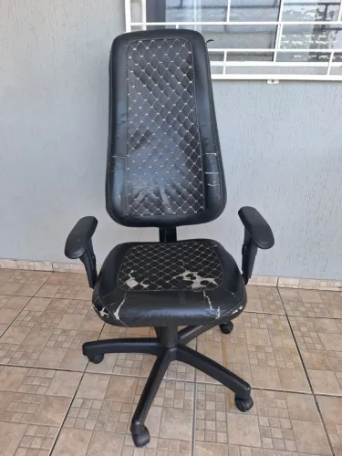 Cadeiras gamer e escritório