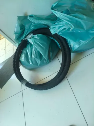 0BAIXOU HEIN.....02 Pneus aro 29 marca DSI USADO ÓTIMO 