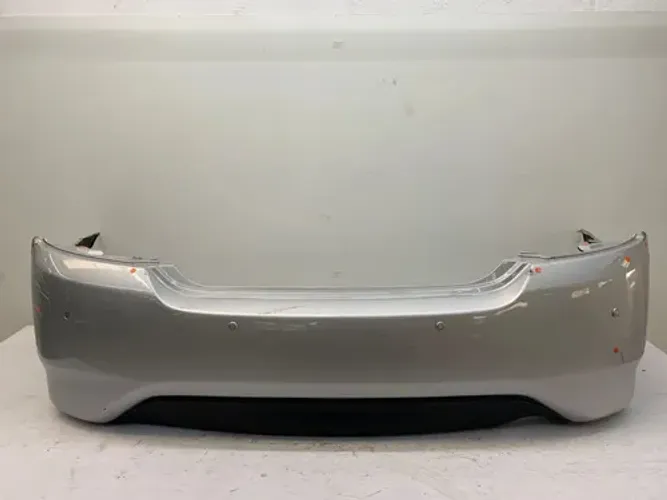 Para Choque Traseiro Nissan Versa Sv 1.6 2015 2019 Detalhe