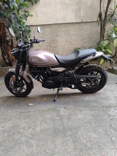 Guerrilla 450 com 1.500KM