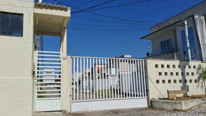 Vende-se terreno em condomínio fechado com 200m² em Ponta Negra - Natal - RN!