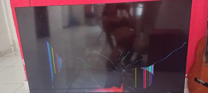 Tv retirada de peça