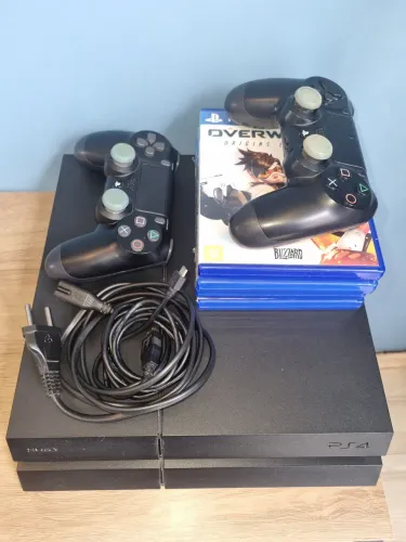PLAYSTATION 4 COMPLETO + 2 CONTROLES + 4 JOGOS TOP