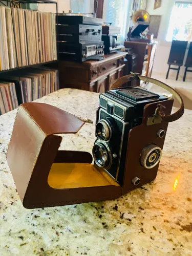 Câmera Fotográfica antiga Zeiss Ikon Ikoflex