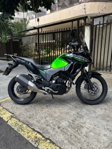 Kawasaki Versys 300x Verde 2025