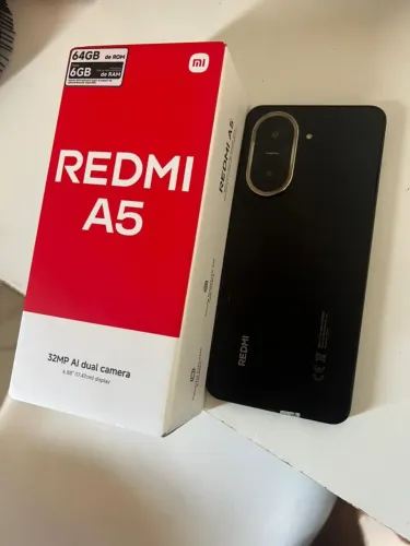 Celular redmi A5 novo com capinha 