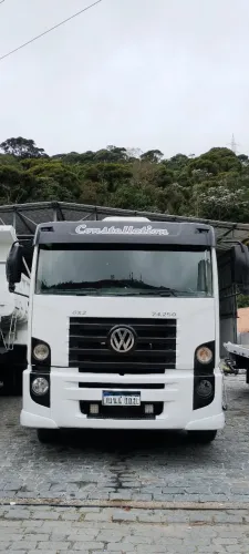 Vendo Caminhão VW 24-250 2008.