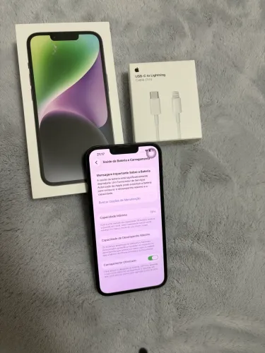iPhone 14 128g com fio cabo carregador original e películas de vidro para tela