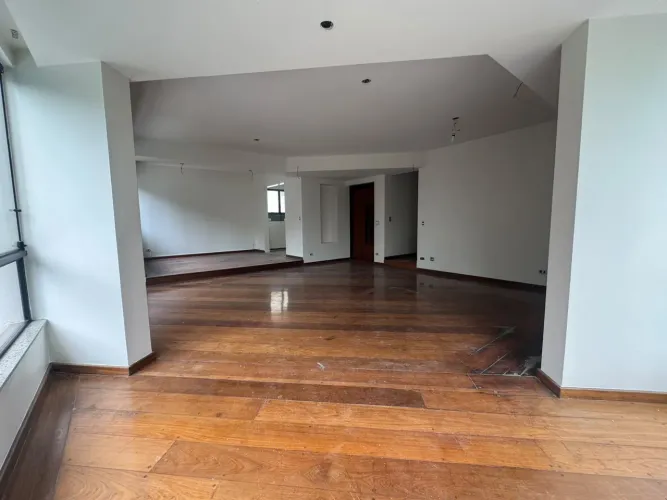 Cond Riccione, Moema Venda · 4 dormitórios