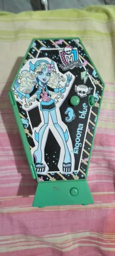 Caixao Monster high 