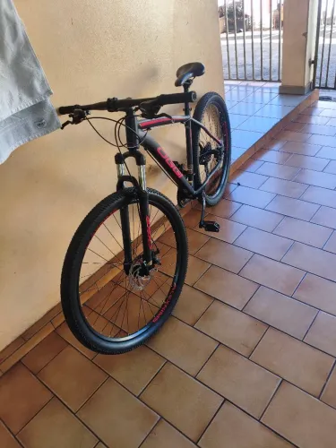 Bike aro 29 muito conservada