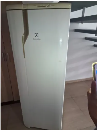 Geladeira Electrolux Semi nova