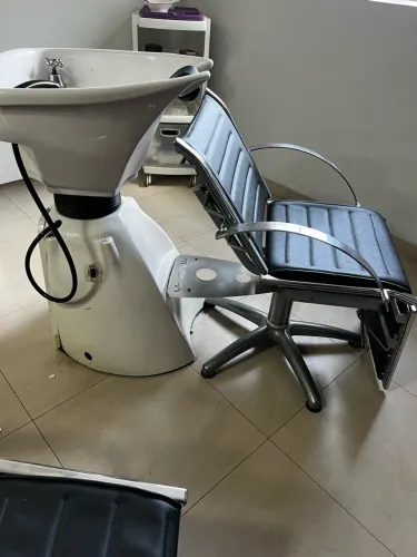 Lavatório Van de Velde , com encosto para os pés reclinável 