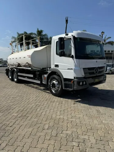 MB ATEGO 2426 - TANQUE PIPA 12.000 LTS