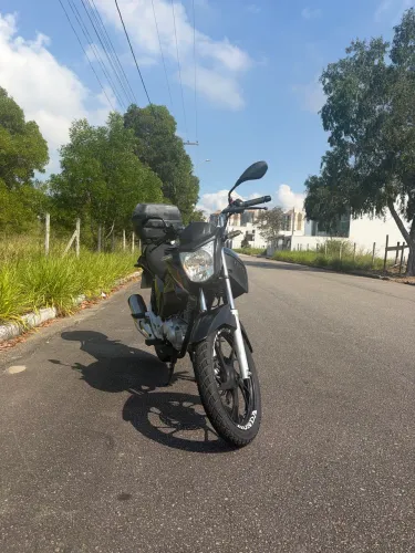 Vendo ou troco por carro do meu agrado