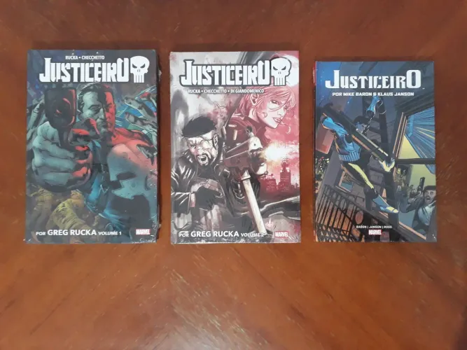 Justiceiro por Greg Rucka completo lacrado