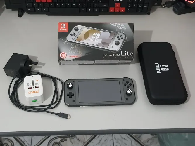 Switch Lite edição Pokémon Dialga e Palkia 256GB - Aceito Notebook (Leia a descrição)