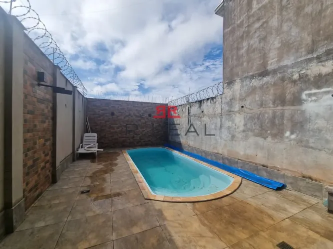 Casa para venda com 142 m² e 3 quartos em Santa Fé, Bauru - SP