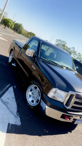 Ford F-250 XLT 4.2 TB Diesel 2005