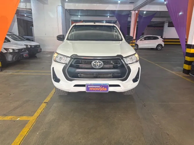 Toyota Hilux CD SRX Plus 4X4 2.8 TDI Die. Aut. 2024
