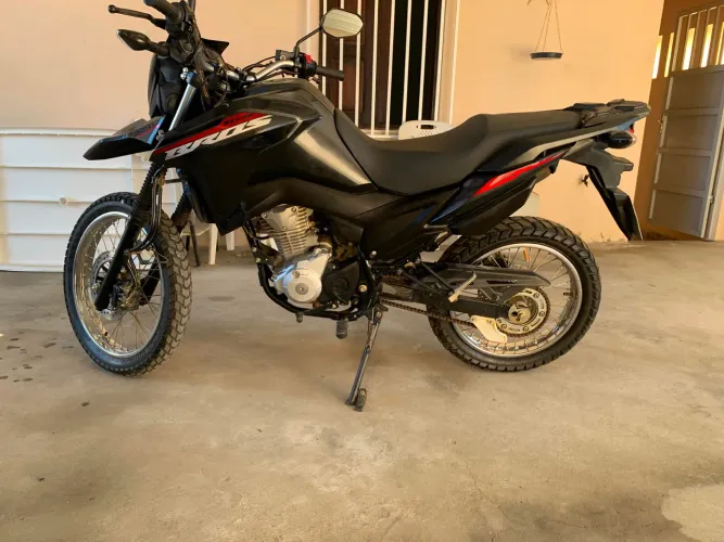 Honda Bros 160 2025