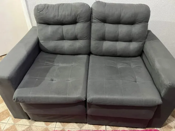 Vende-se quase novo !! Sofa retrátil 2 lugares