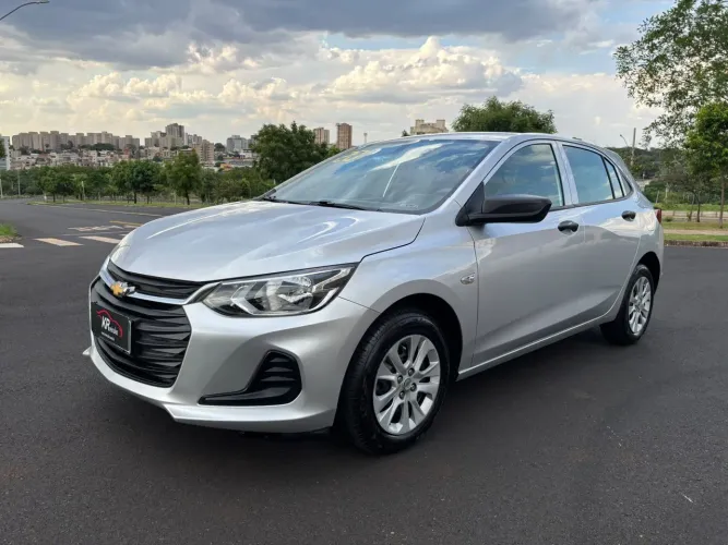 Chevrolet Onix Hatch 1.0 12V TB Flex Aut. 4P 2020
