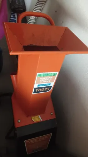 VENDO TRITURADO ELETRICO TRAMONTINA