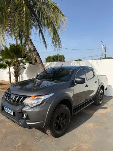 Mitsubishi L200 Tri. Outdo. GLS 2.4 CD 4X4 Die. AUT 2023