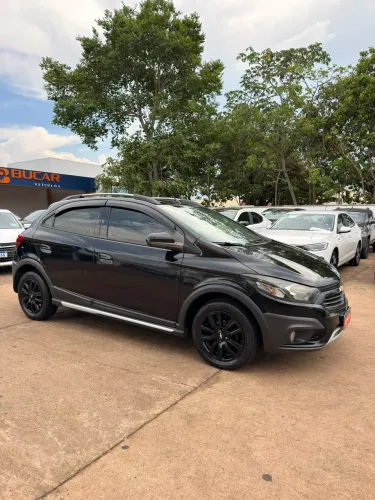 Chevrolet Onix Activ 1.4 8V Flex Mec. 4P 2019