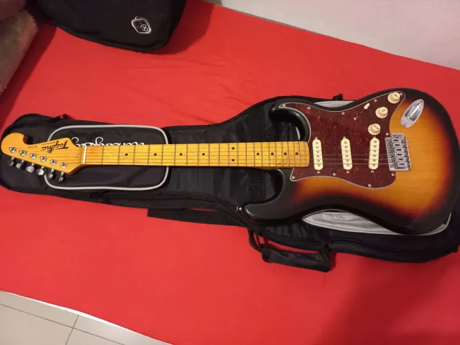 Guitarra Tagima 530