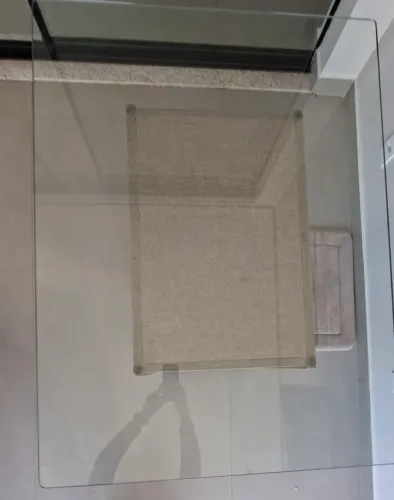 Mesa/aparador com tampo vidro 10mm