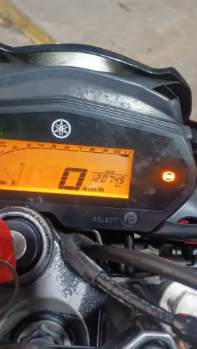 Fz25 ano 22 mod 23