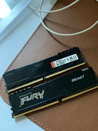 Kit Memória RAM Kingston Fury Beast 16GB DDR4 3200MHz CL16 ? 2x8GB