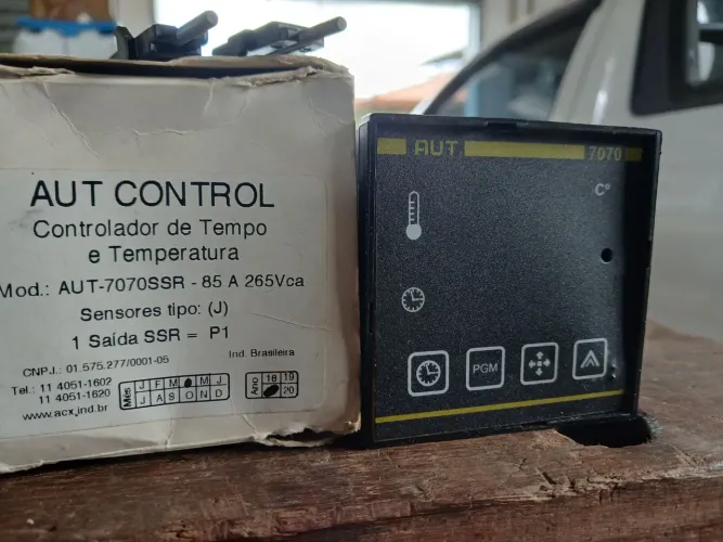 Controlador de tempo e temperatura