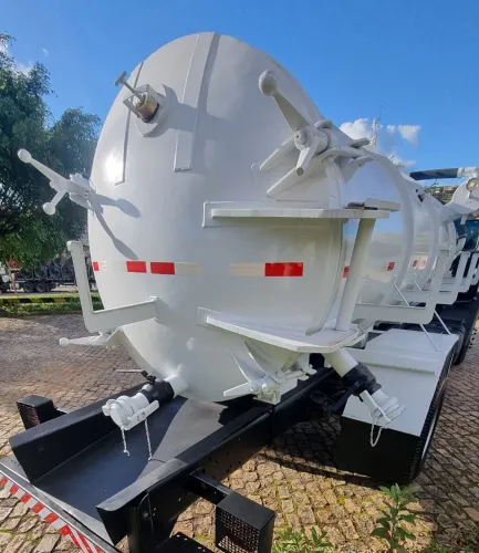Tanque limpa-fossa de 7.500 L Sibravac