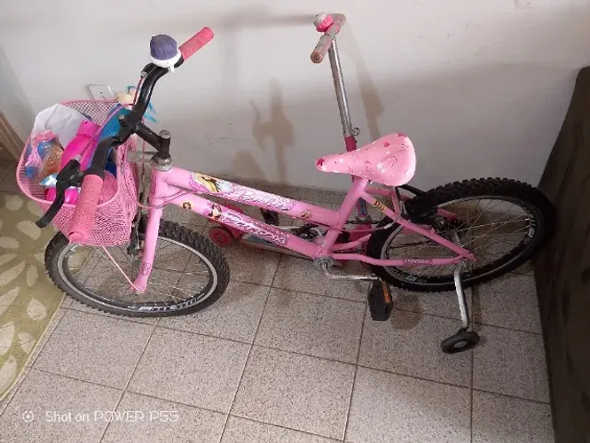 Vendo bicicleta infantil menina