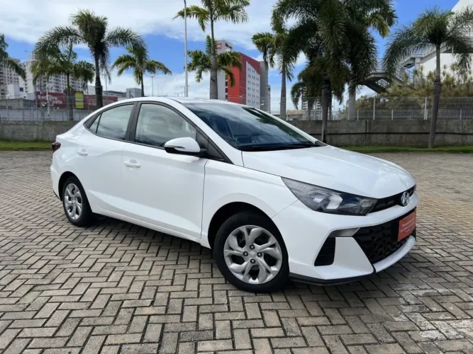 Hyundai HB20S Comfort Plus 1.0 Flex 12V Mec. 2025