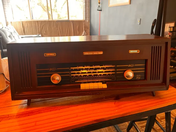 Rádio Philips B5-R90 de 1964 - Relíquia - Antiguidade