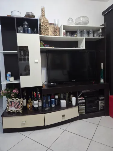 Estante/rack para sala de tv