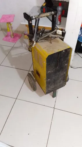 Máquina de solda