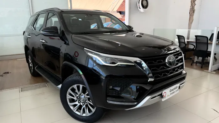 Toyota Hilux SW4 SRX 4X4 2.8 TDI 16V Dies. Aut. 2021