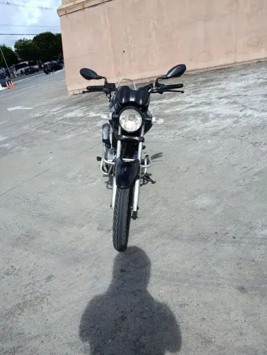 TENHO INTERESSE EM TROCAR A MOTO!