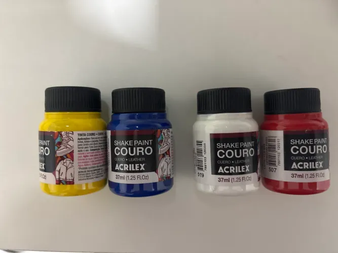 Tintas para couro lacradas