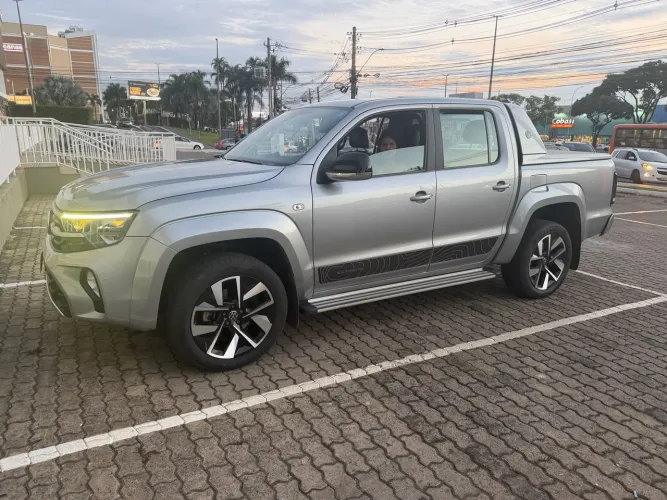 Volkswagen Amarok Extreme CD 3.0 4X4 TB Dies. Aut. 2025